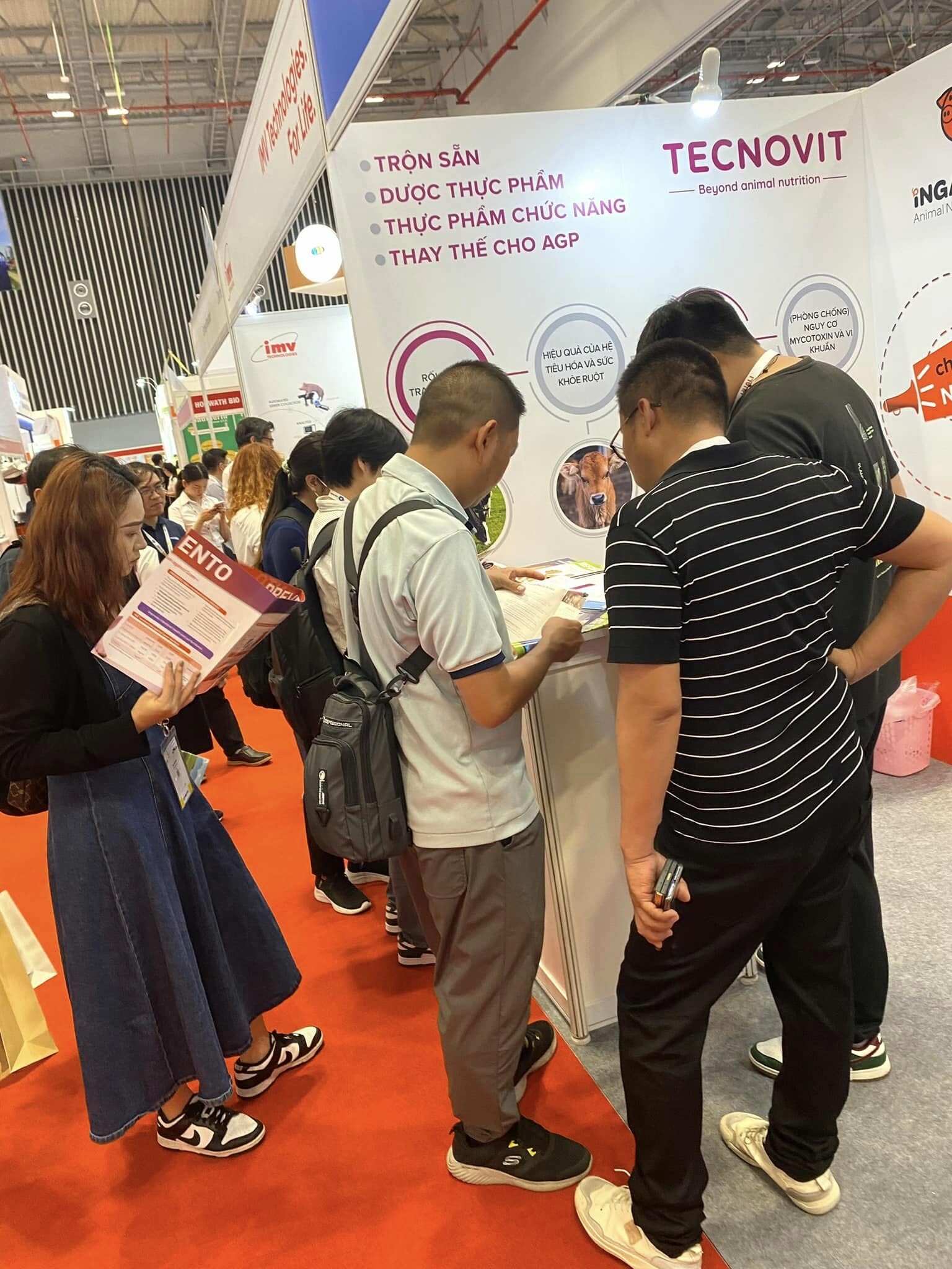 THƯƠNG MẠI VÀ SẢN XUẤT NAM PHÚC THỊNH 12