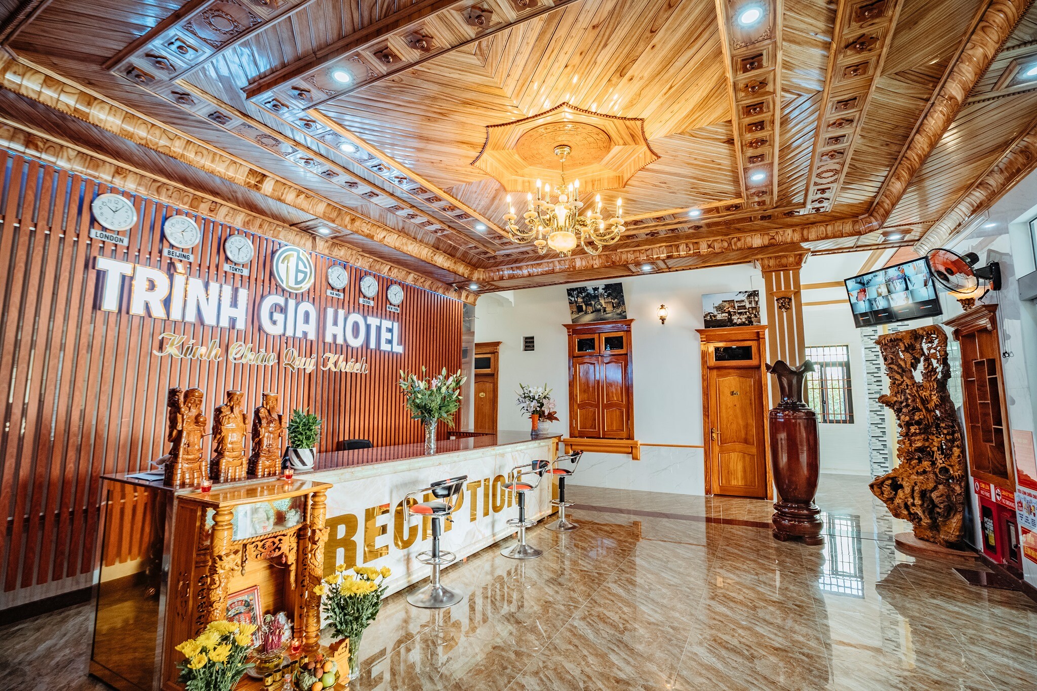 KHÁCH SẠN TRÌNH GIA 7