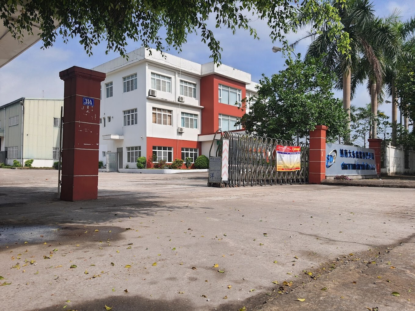 SẢN XUẤT CỬA TA YONG 9