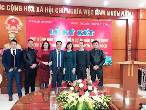 Tập Đoàn Đầu Tư Bách Vượng 4