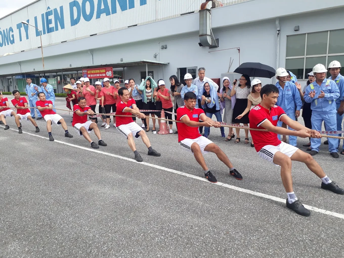 KÍNH NỔI VIỆT NAM 10