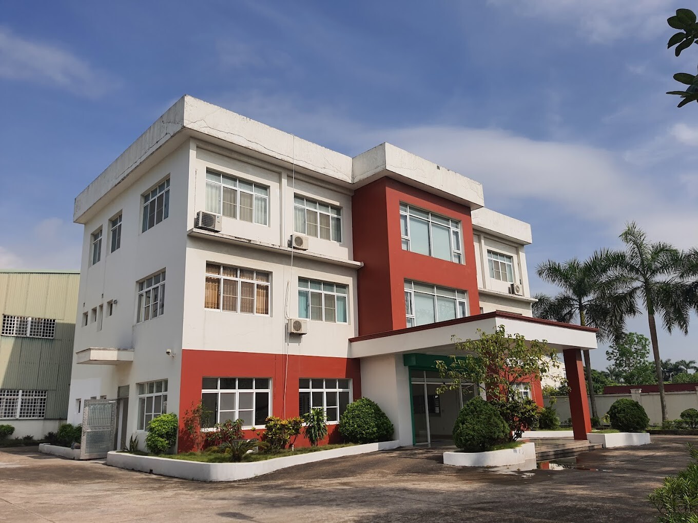 SẢN XUẤT CỬA TA YONG 6