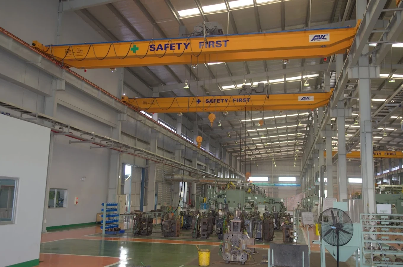 Cầu Trục Và Thiết Bị AVCS 9