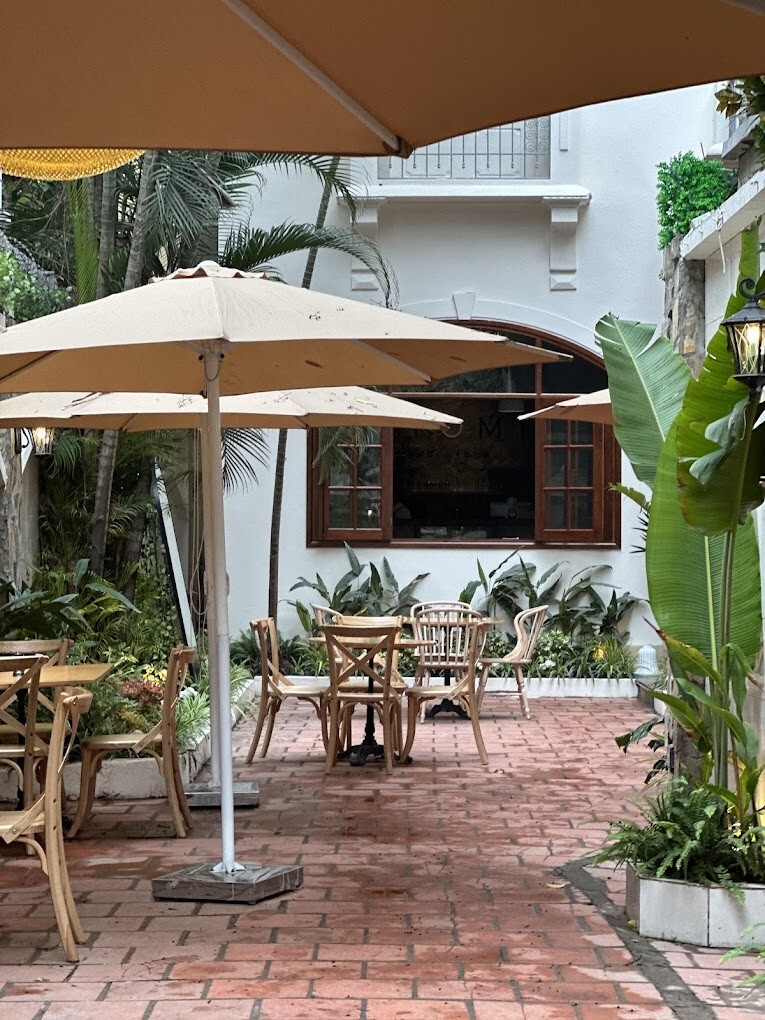 MyoMi Brunch and listening Room 5