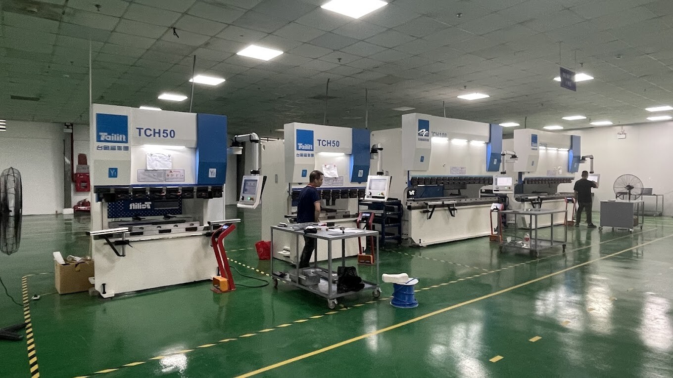 SẢN XUẤT CỬA TA YONG 3