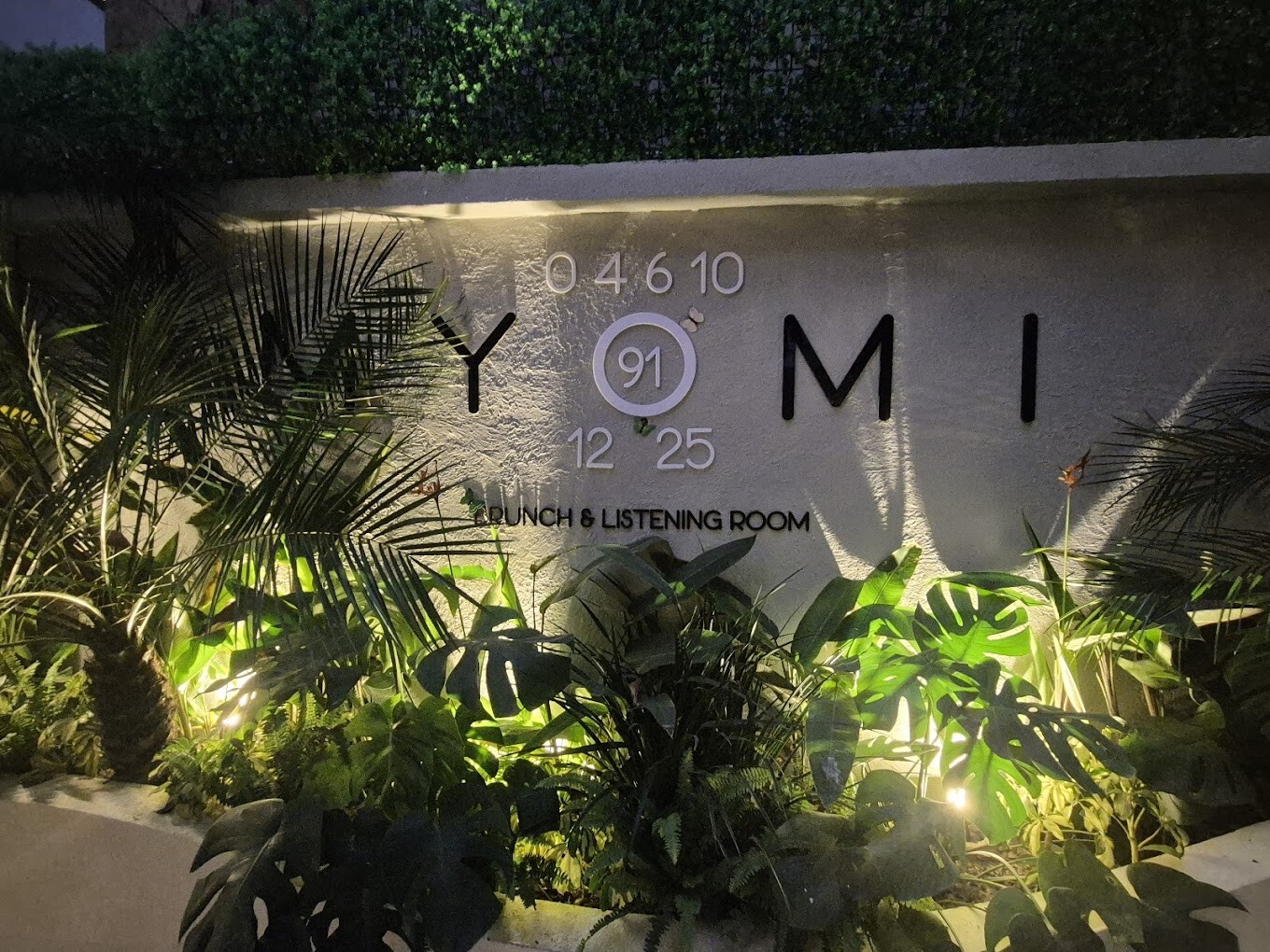 MyoMi Brunch and listening Room 2