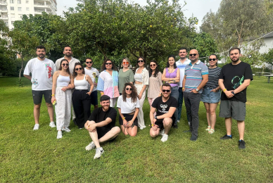 WE FREIGHT SHIPPING & LOGISTICS VIETNAM 1