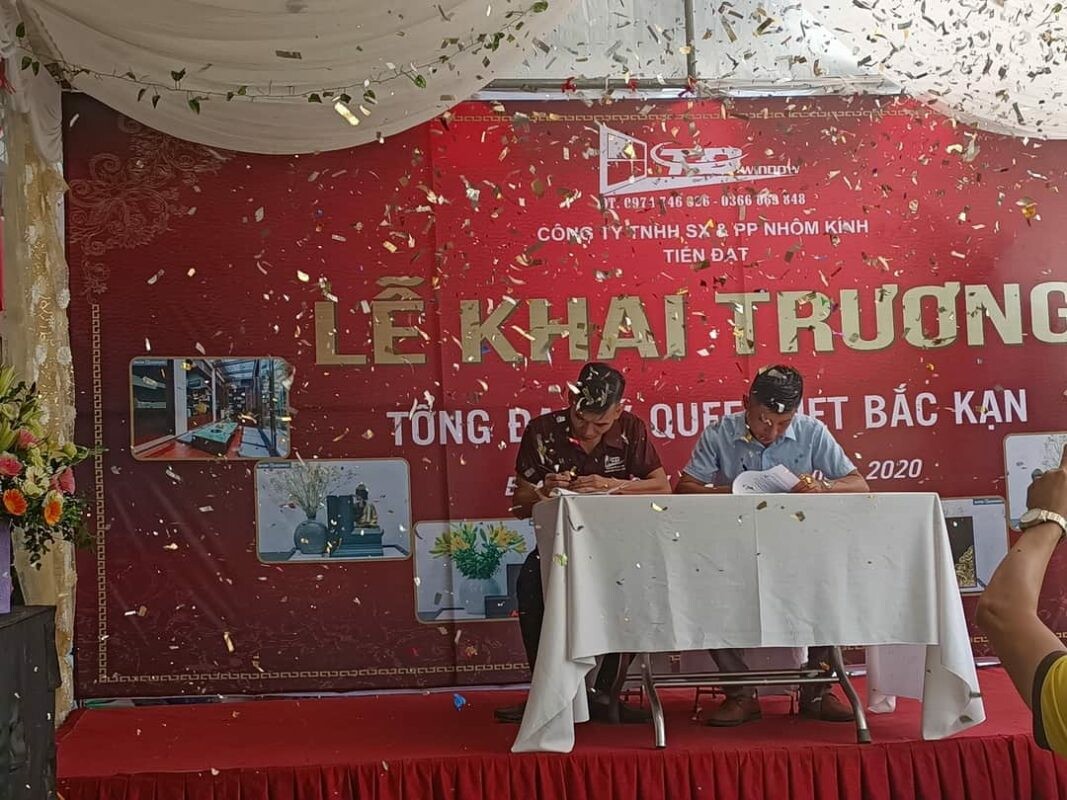 Đầu Tư Và Thương Mại Queenviet 2