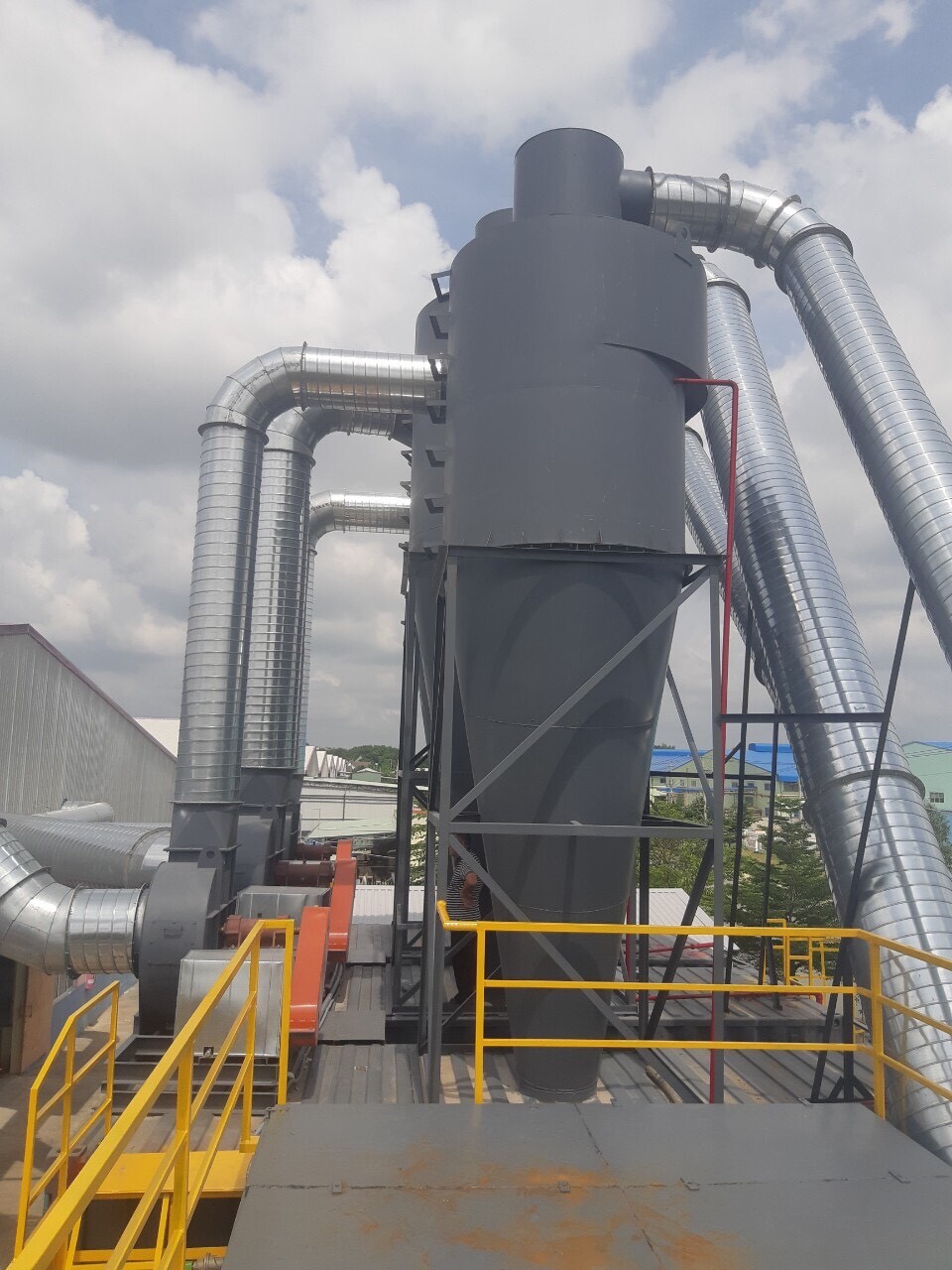 Tập Đoàn Quốc Hưng 3