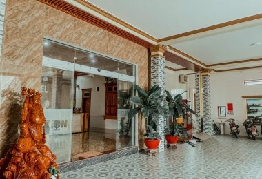 KHÁCH SẠN TRÌNH GIA 4