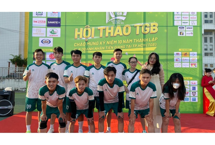 Cơ Khí Chính Xác Nhuận Tiến 2