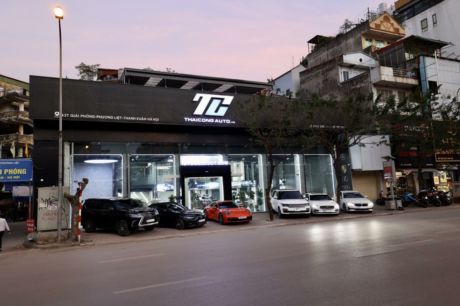 SHOWROOM THÁI CÔNG AUTO 7