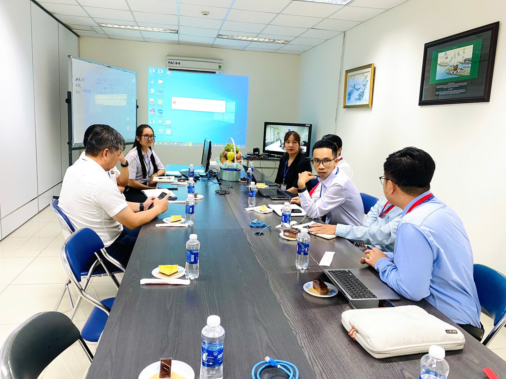 ELECTRONIC TRIPOD VIỆT NAM 1