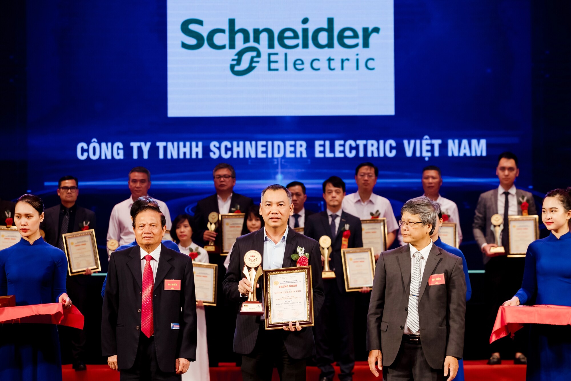 Schneider Electric Việt Nam 9