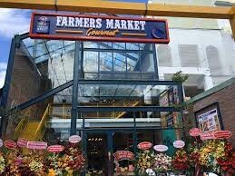 Công ty thương mại LARIA 1