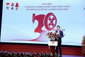 Tổng công ty Đức Giang 9