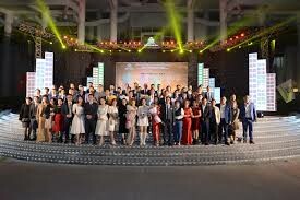 TẬP ĐOÀN NHÀ PHỐ VIỆT NAM 10