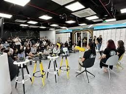 Axon Active Việt Nam 10