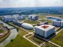 Vietnamese-German University (VGU) 9