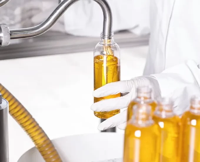 Quốc tế Hồng Trúc 8