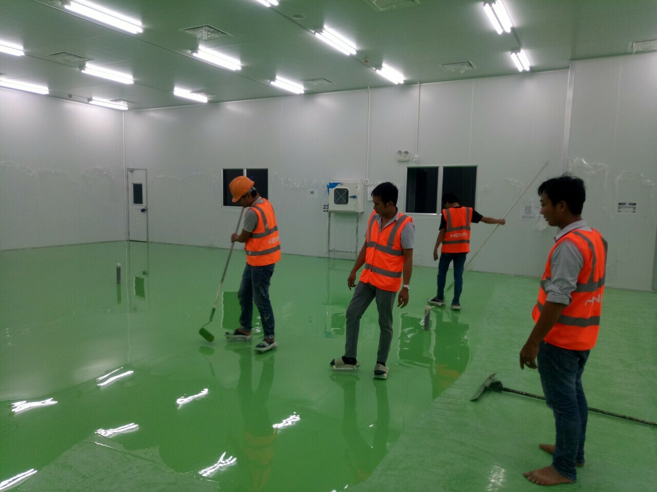 Công ty Hoya Lens 4