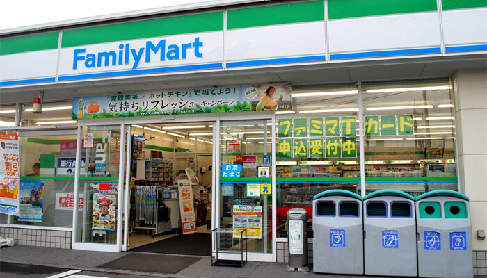 Family Mart 10
