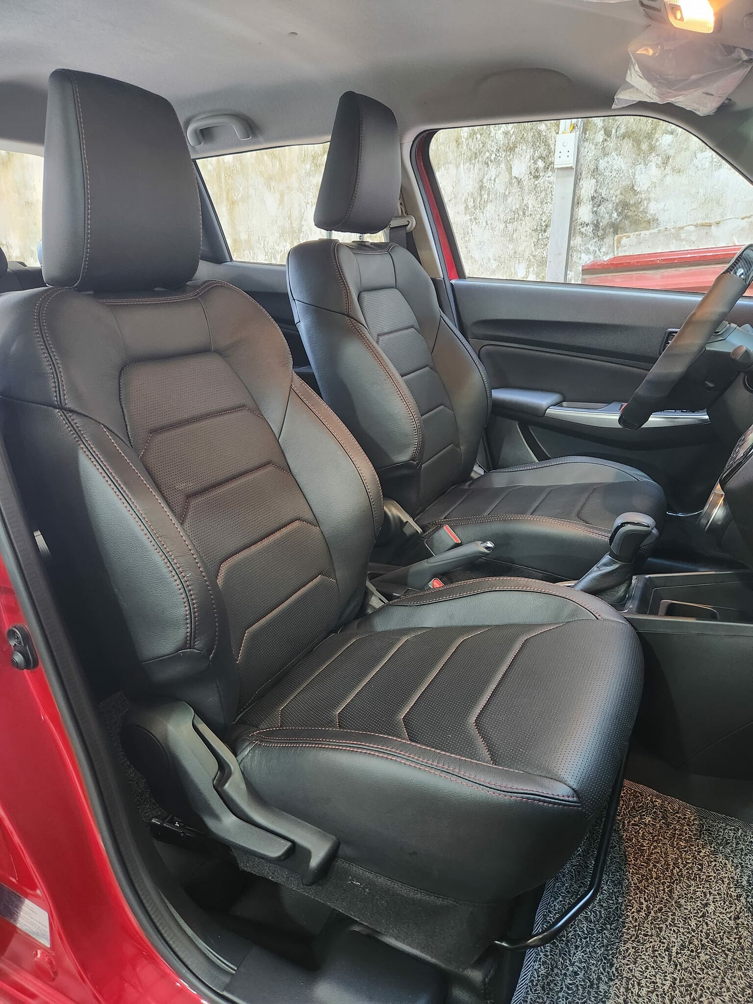 Trung tâm nội thất ô tô Thăng Long 5