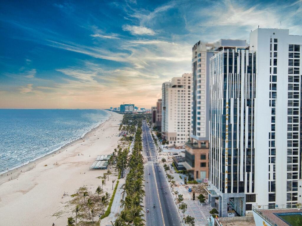 HAIAN Beach Hotel & Spa 10