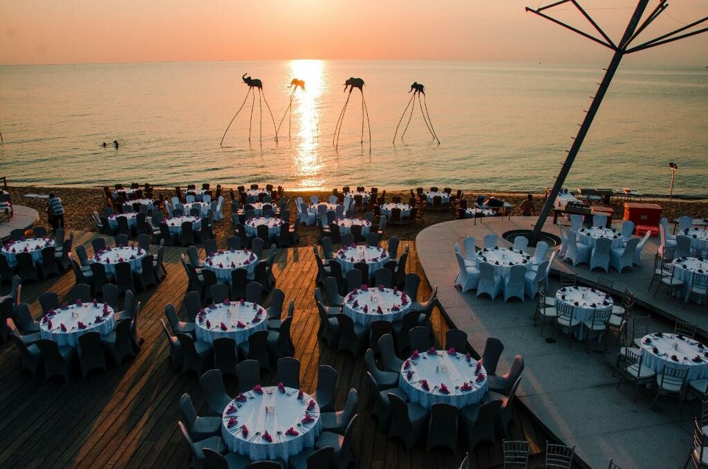 Sunset Sanato Resort & Villas Phú Quốc 8