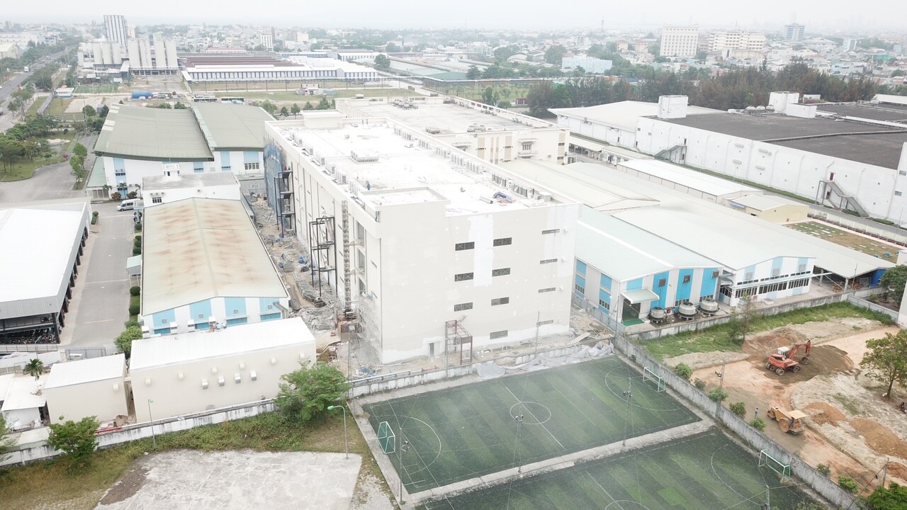 MURATA MANUFACTURING 7