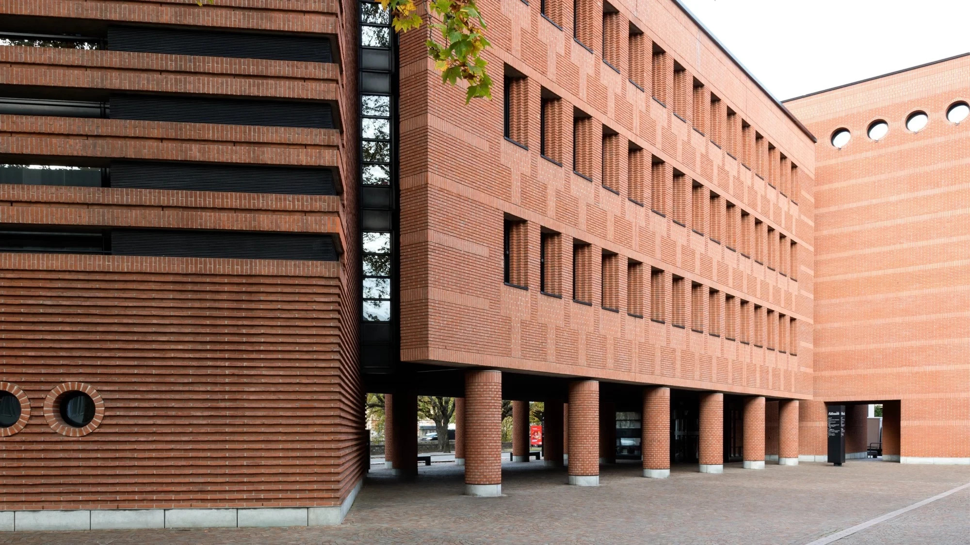 Fidinam (VIỆT NAM) 2