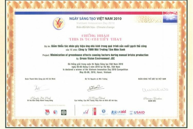 CÔNG TY TNHH MÔI TRƯỜNG TẦM NHÌN XANH 7