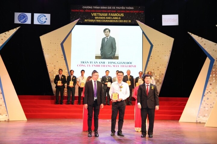 Thang máy Pacific 10