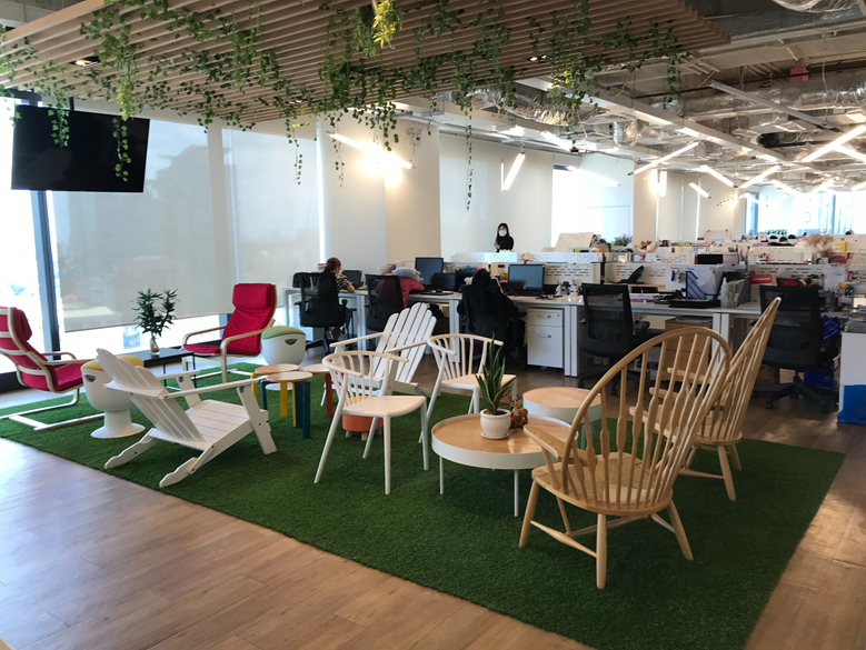 Persol Career Tech Studio 10