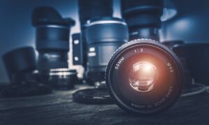 THƯƠNG MẠI TRUYỀN THÔNG V MEDIA 4