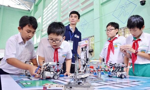 Công ty FUTURE STEM 8