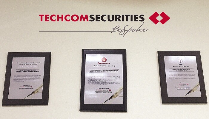 Techcom Securities - TCBS 18
