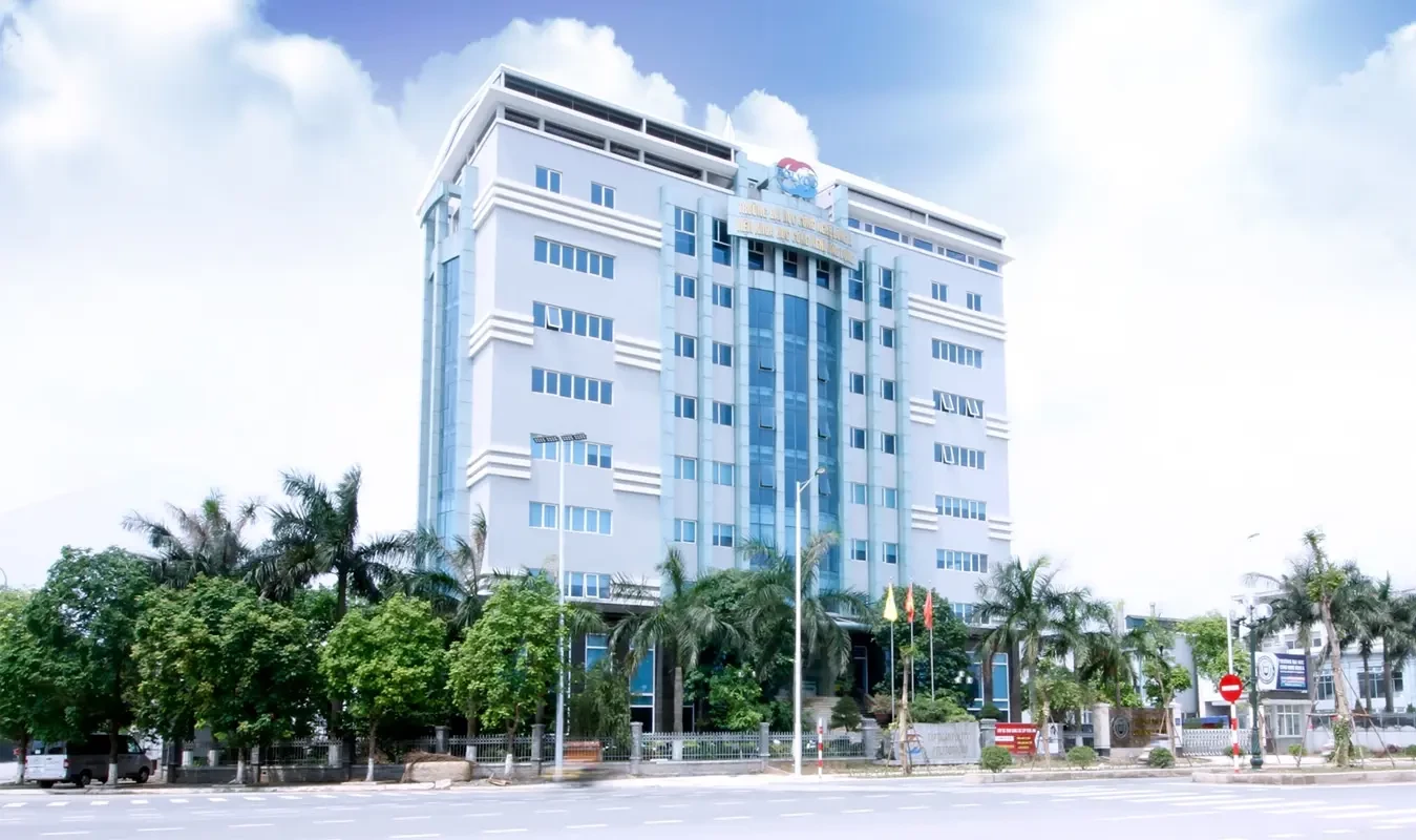 Trường Đại Học Công Nghệ Đông Á (EAUT) 7