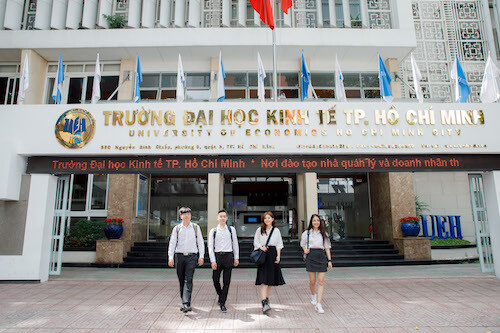 Đại học Kinh tế TP. Hồ Chí Minh (UEH) 4