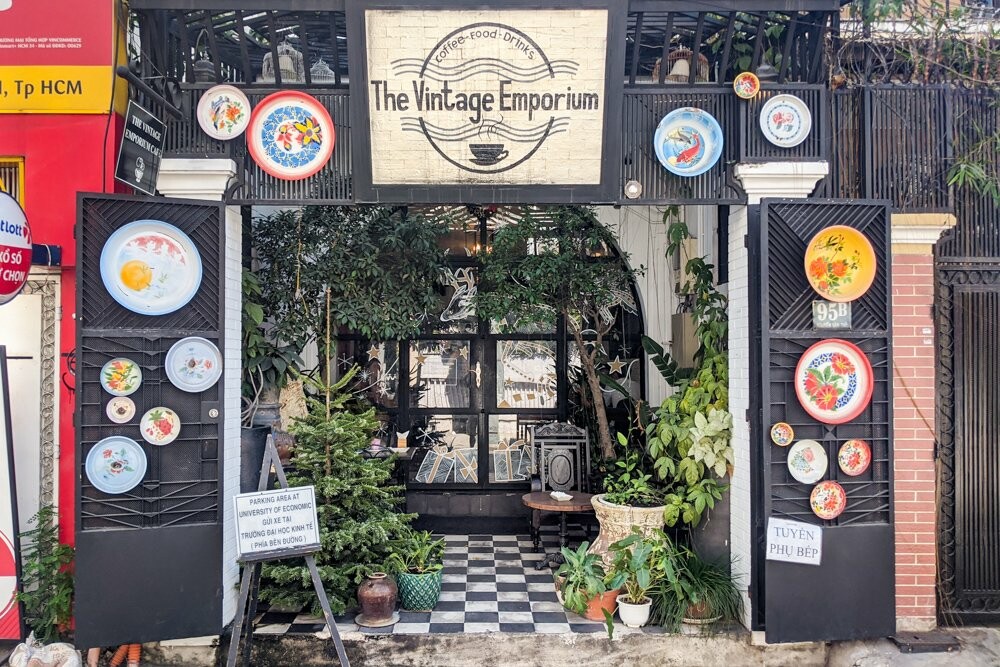 Nhà Hàng Vintage Emporium 10
