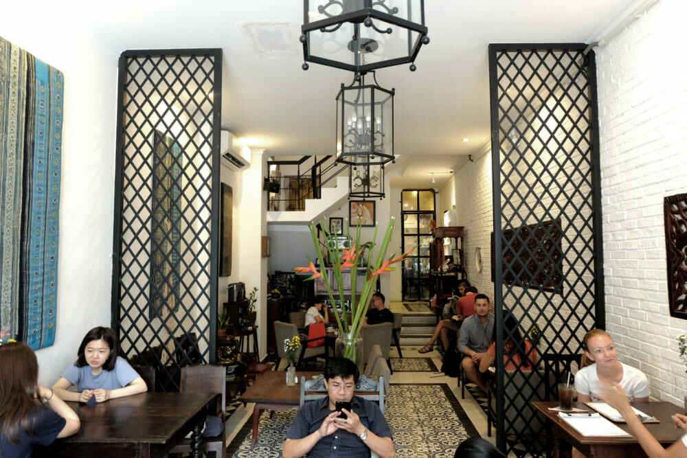 Nhà Hàng Vintage Emporium 1