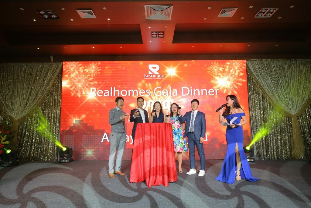 Bất Động Sản Realhomes 1