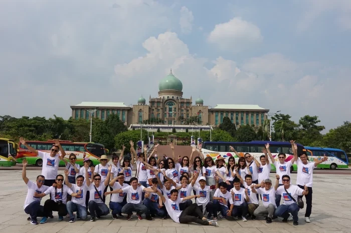 CÔNG TY TNHH M.R.O BLAST & PAINT 1