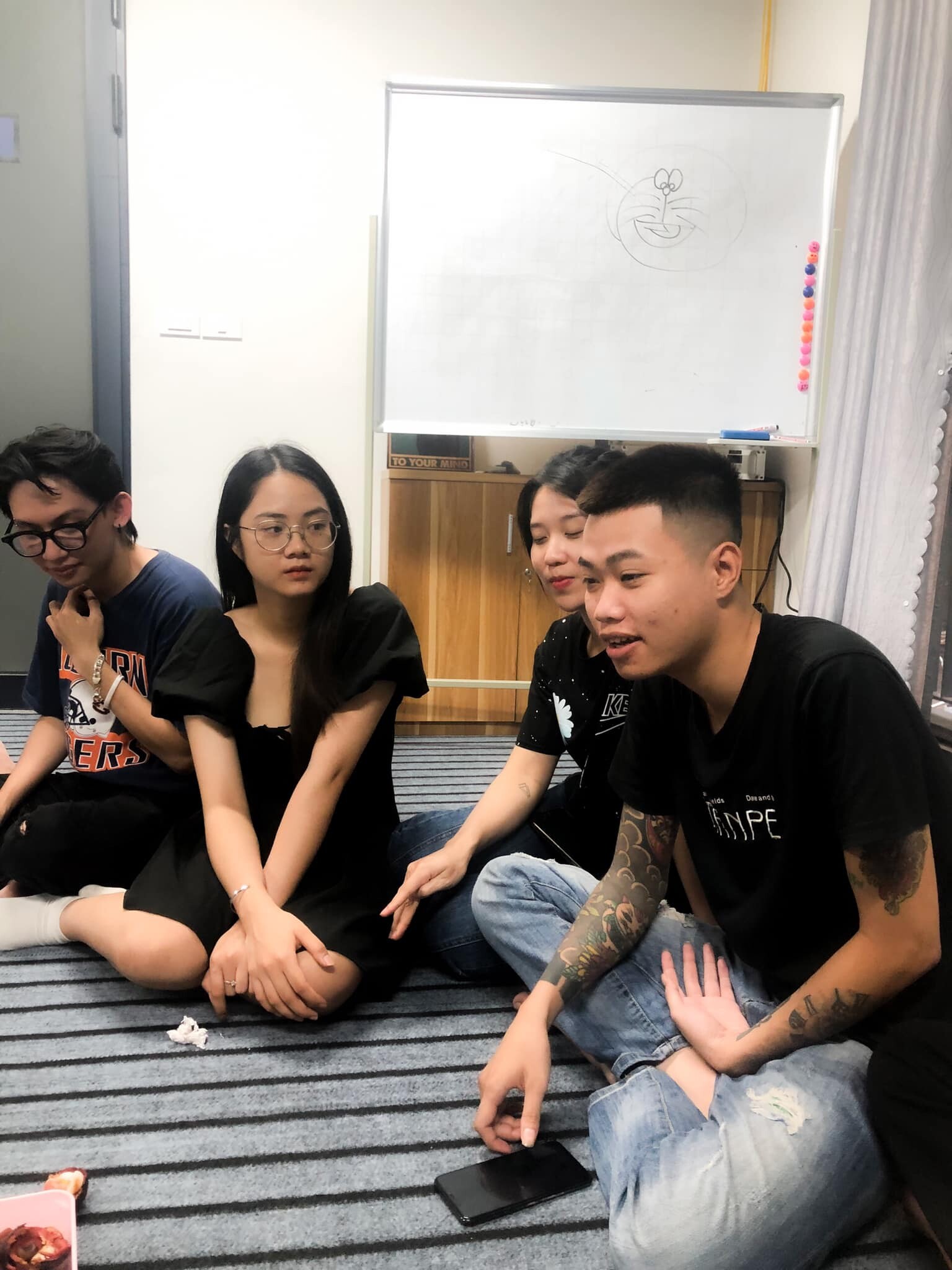 Quốc Tế TG Group 9