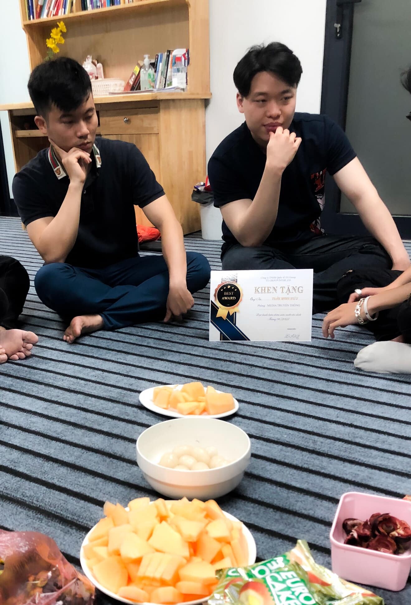 Quốc Tế TG Group 10