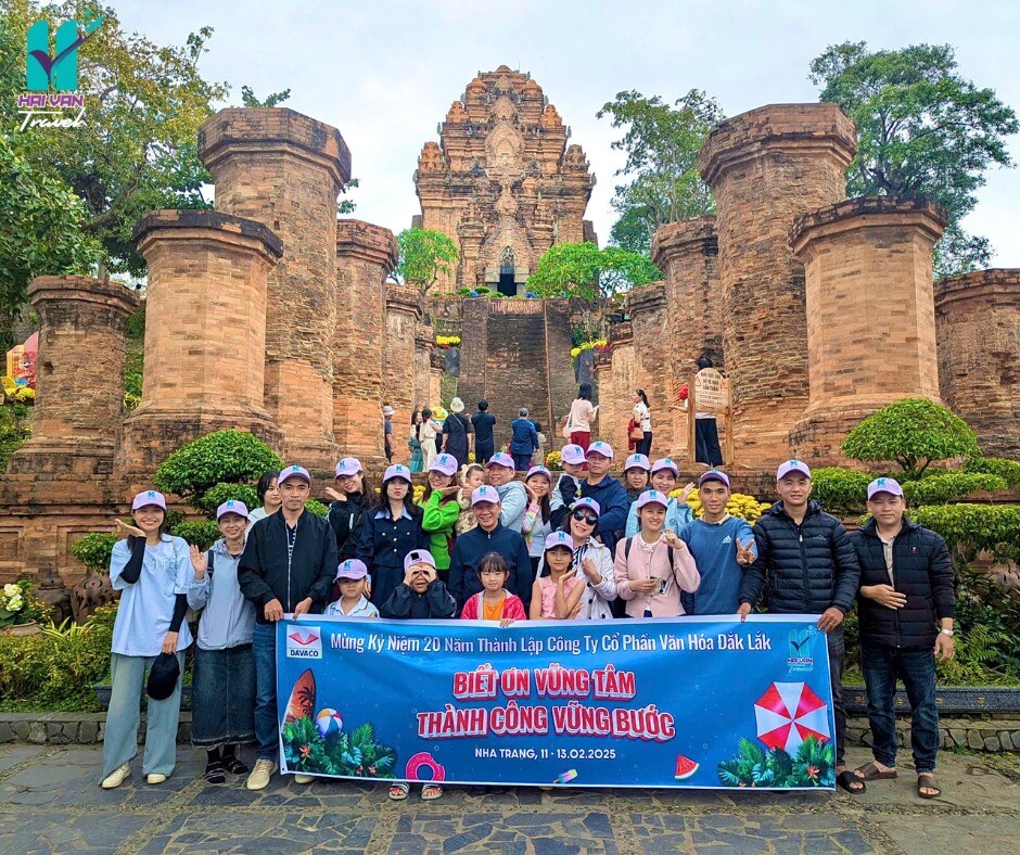 Hải Vân travel 2