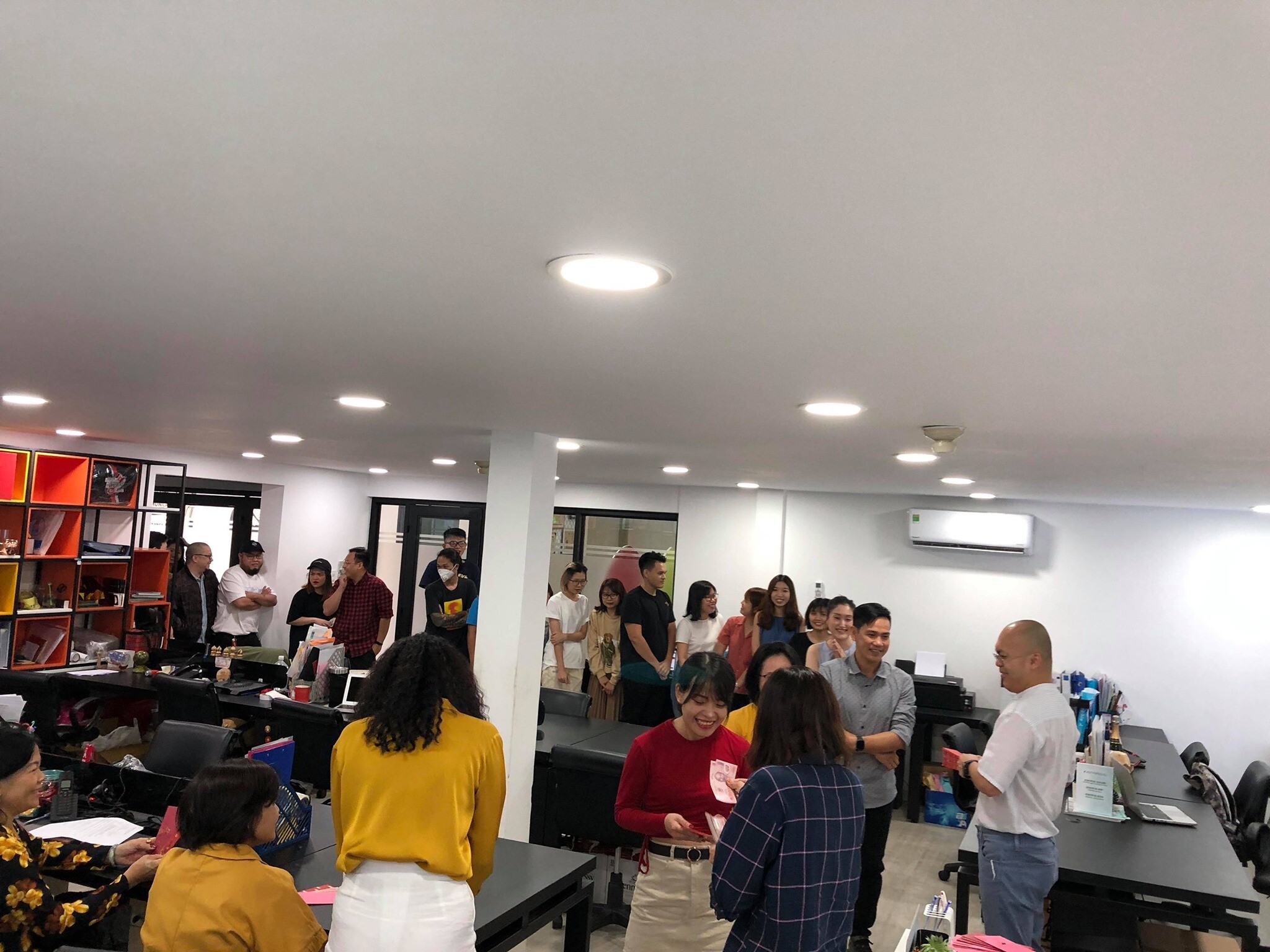 Id Communication Group 10