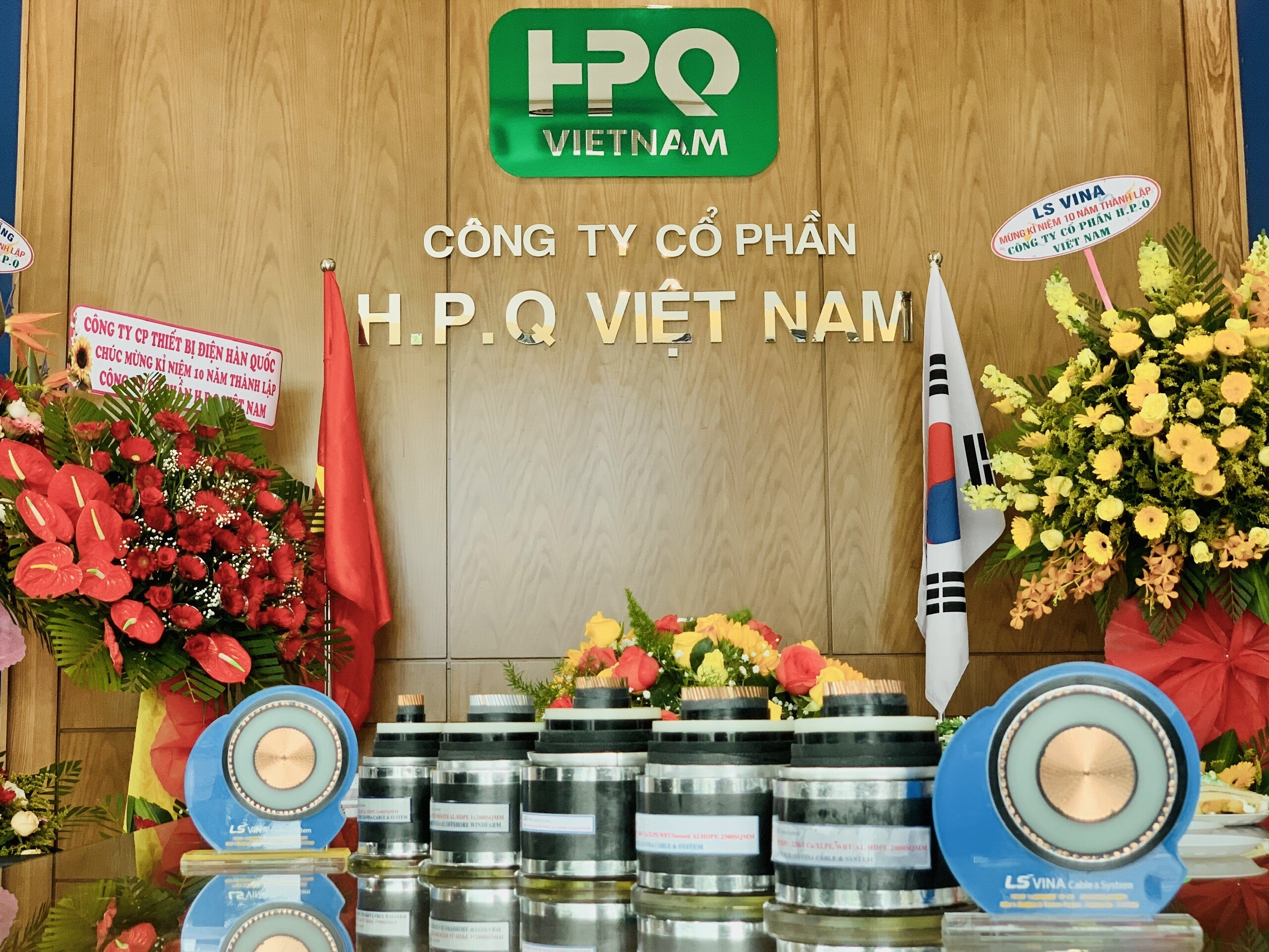 Hpq VIỆT NAM 9