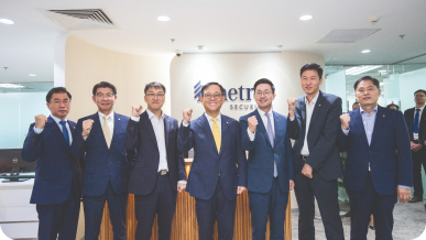 Chứng khoán Pinetree 9