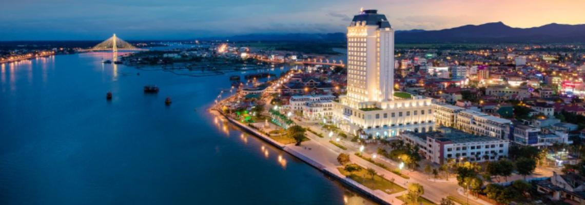 Melia Vinpearl in Central 8